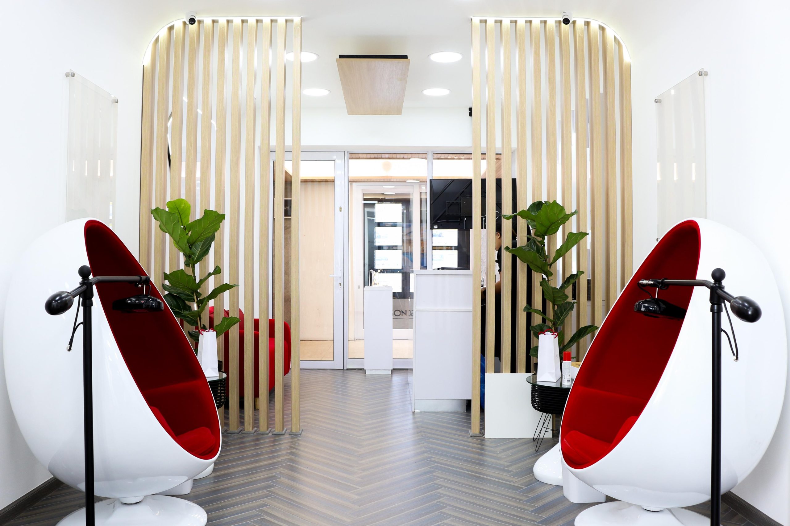 Double session teeth whitening treatment chairs